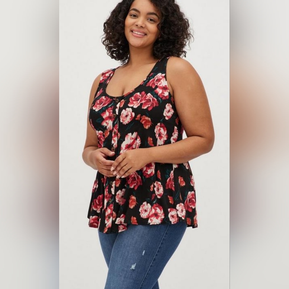 Torrid,NWOT, Fit & Flare, Stretch Challis, Button Front Tank, Size 3X